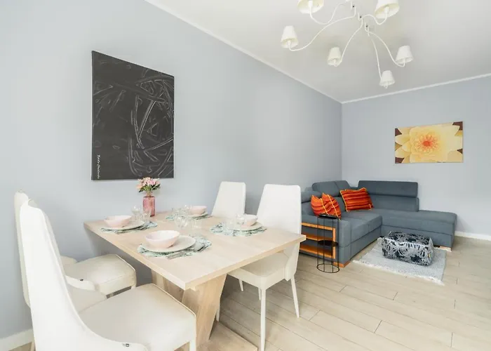 With Garden Wolkowyska By Renters Poznań