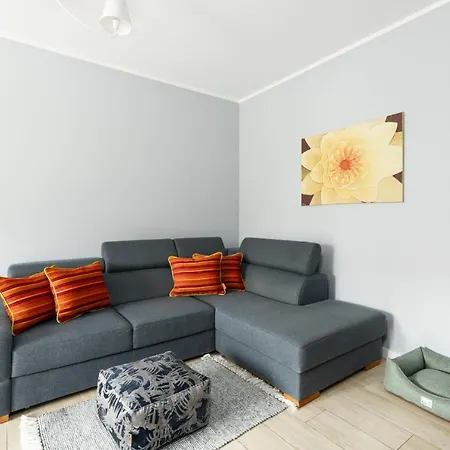 Apartment With Garden Wolkowyska By Renters Posen