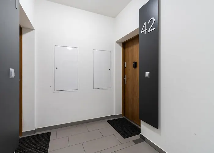 With Garden Wolkowyska By Renters Apartment Poznan